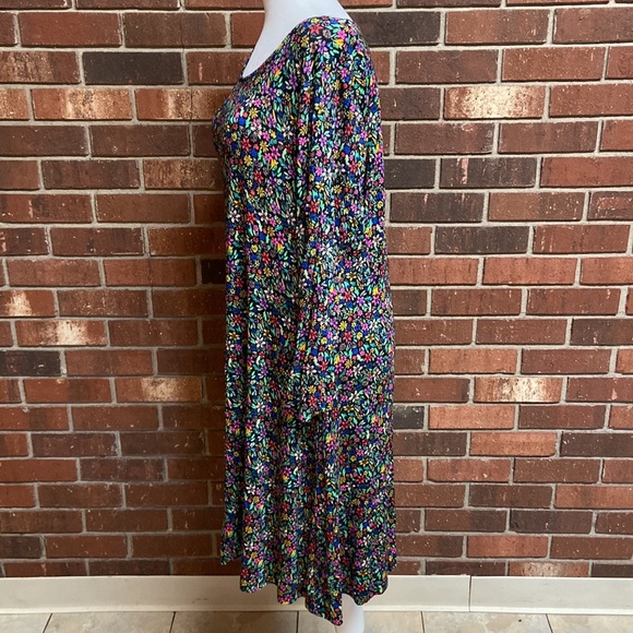 Cupio Floral Dress - Picture 6 of 9